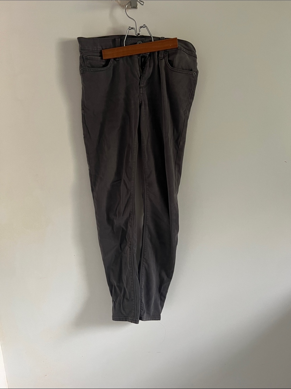 Women’s Lucky Brand Brooke Legging Jean in Charcoal Gray